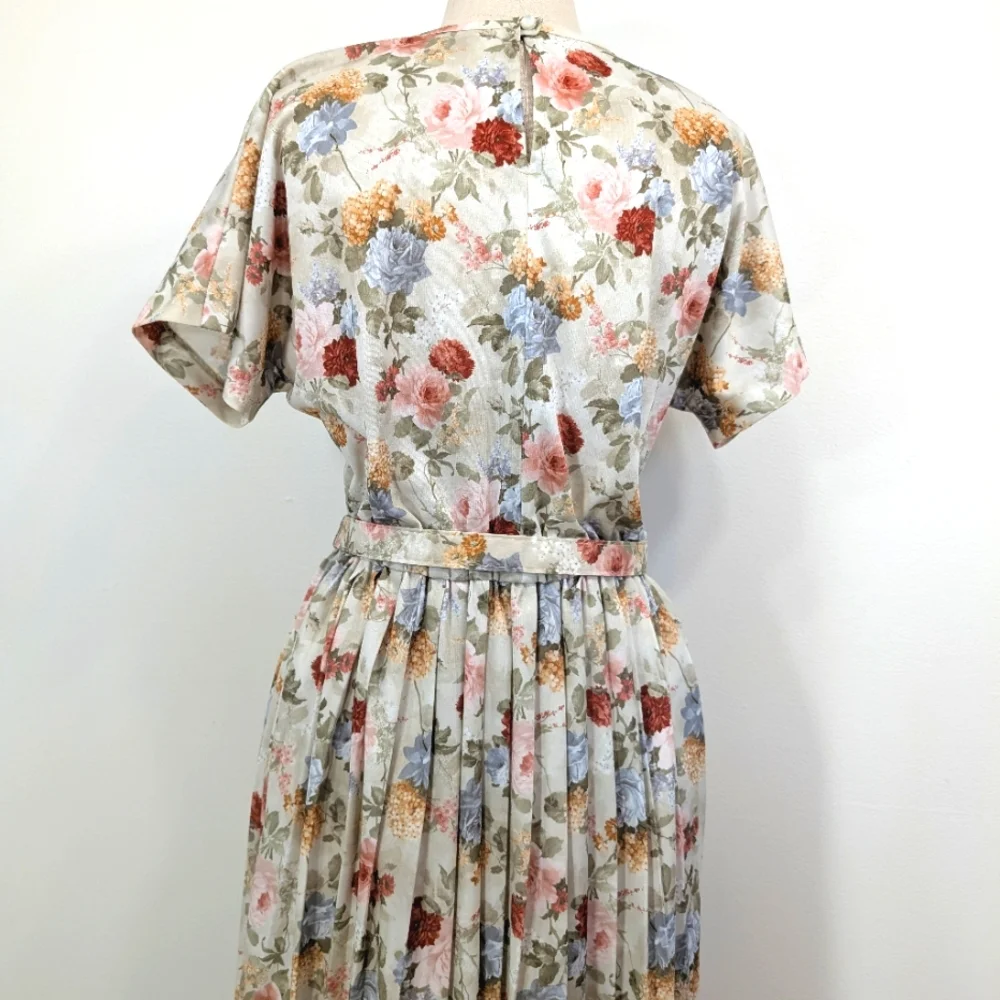 Vintage silky poly earthy floral, modest slip on day dress W matching belt. 12P